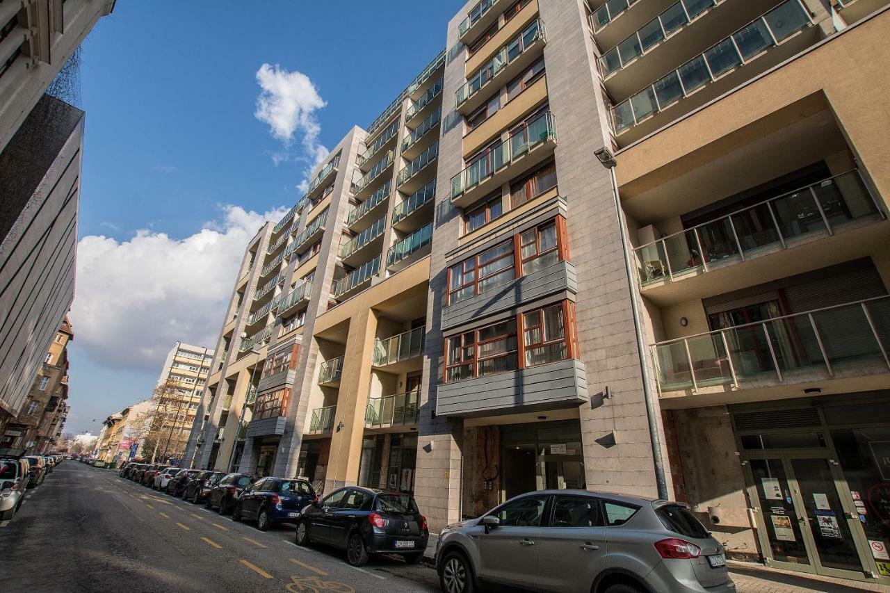 Design Free Parking Apartment In City Center Budapest Exterior photo