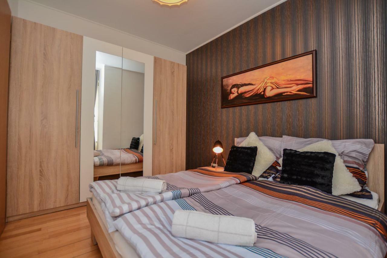 Design Free Parking Apartment In City Center Budapest Exterior photo